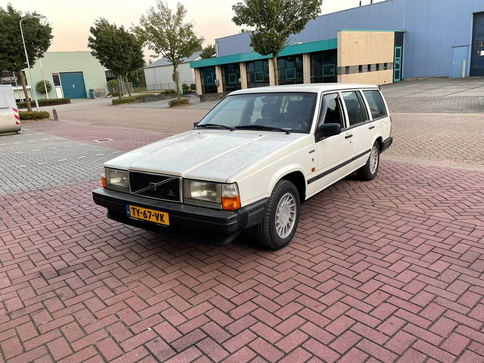 Volvo 740 1989