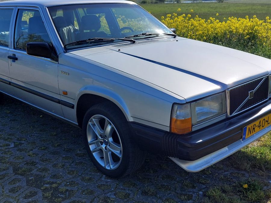 Volvo 740