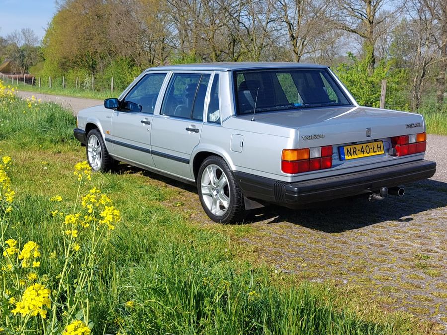 Volvo 740