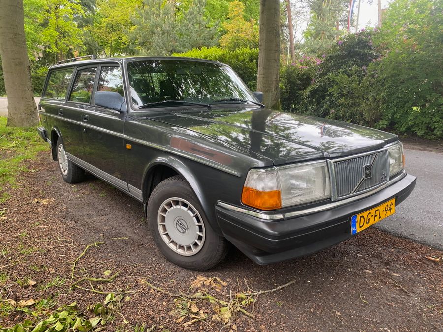 Volvo 240